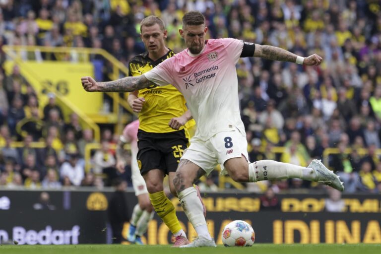 Bundesliga - Borussia Dortmund vs Bayer 04 Leverkusen